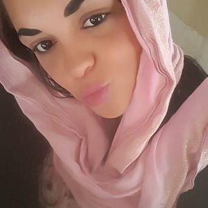 Meet your Posher, Lillian anna